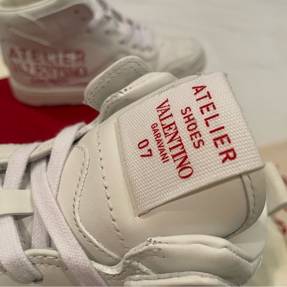 ❌SOLD❌ VALENTINO GARAVANI
White 07 Camouflage Edition Atelier Mid-Top Sneakers - Picture 8 of 16